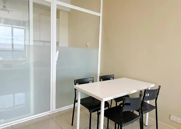 Jb City Sunset Studio Paradigm Sutera & Utm Wifi 4Pax
